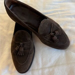 Beautiful chocolate brown suede shoes with leather soles!